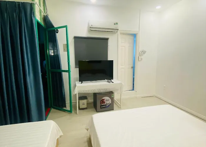 La Tortue Saigon - Boutique Homestay Near Turtle Lake